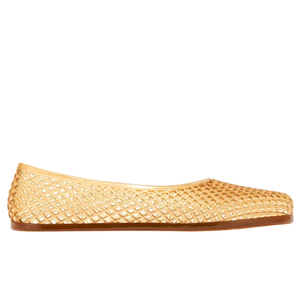 New Iro Women Closed-Toe
