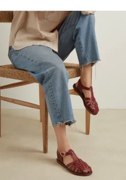 Online Karina Women Closed-Toe