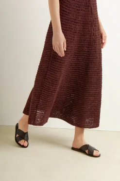 Thais Women Slides