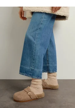 Discount Vasilitsa Women Slides |Closed-Toe